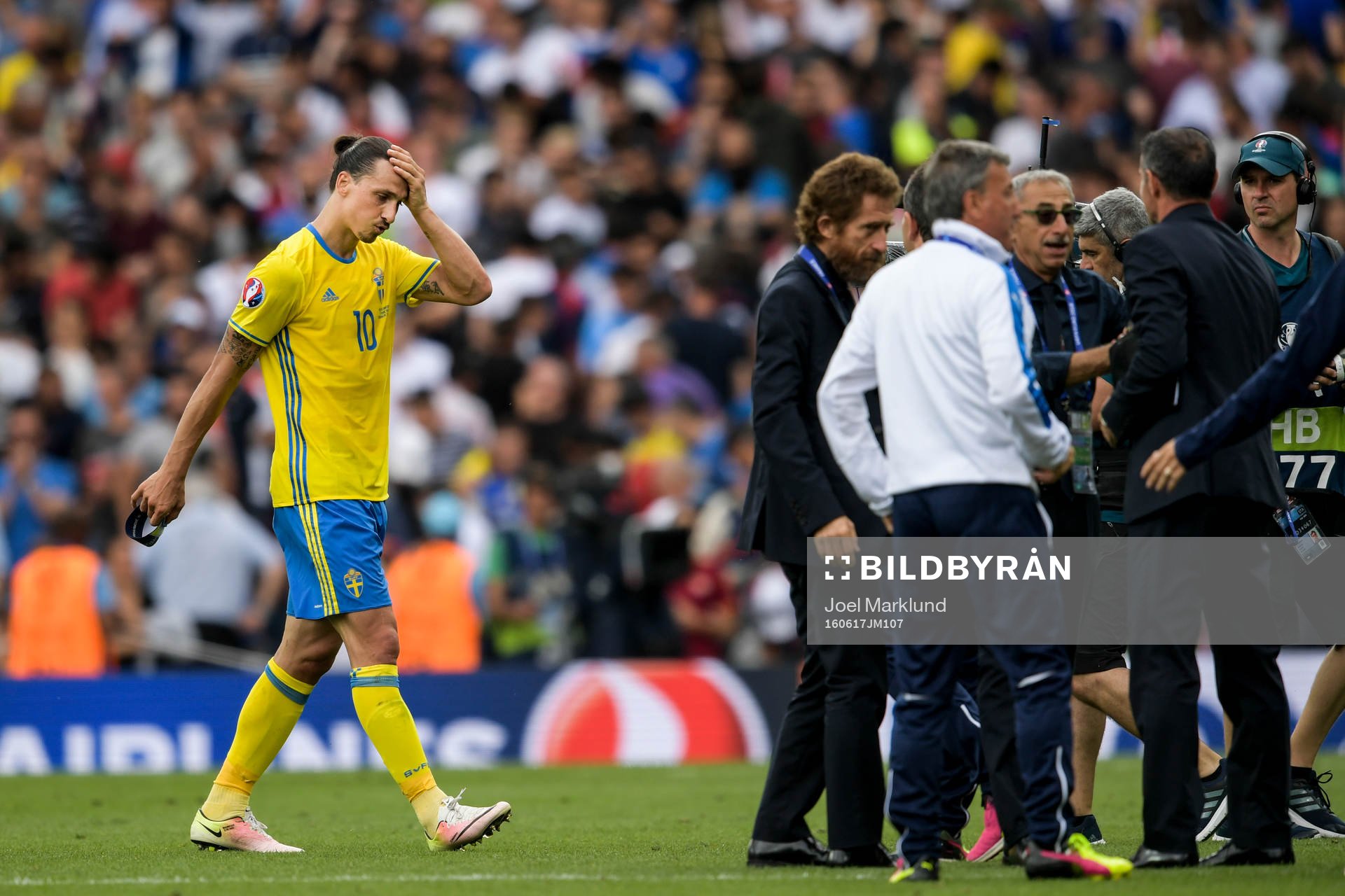 Sveriges Zlatan Ibrahimovic deppar