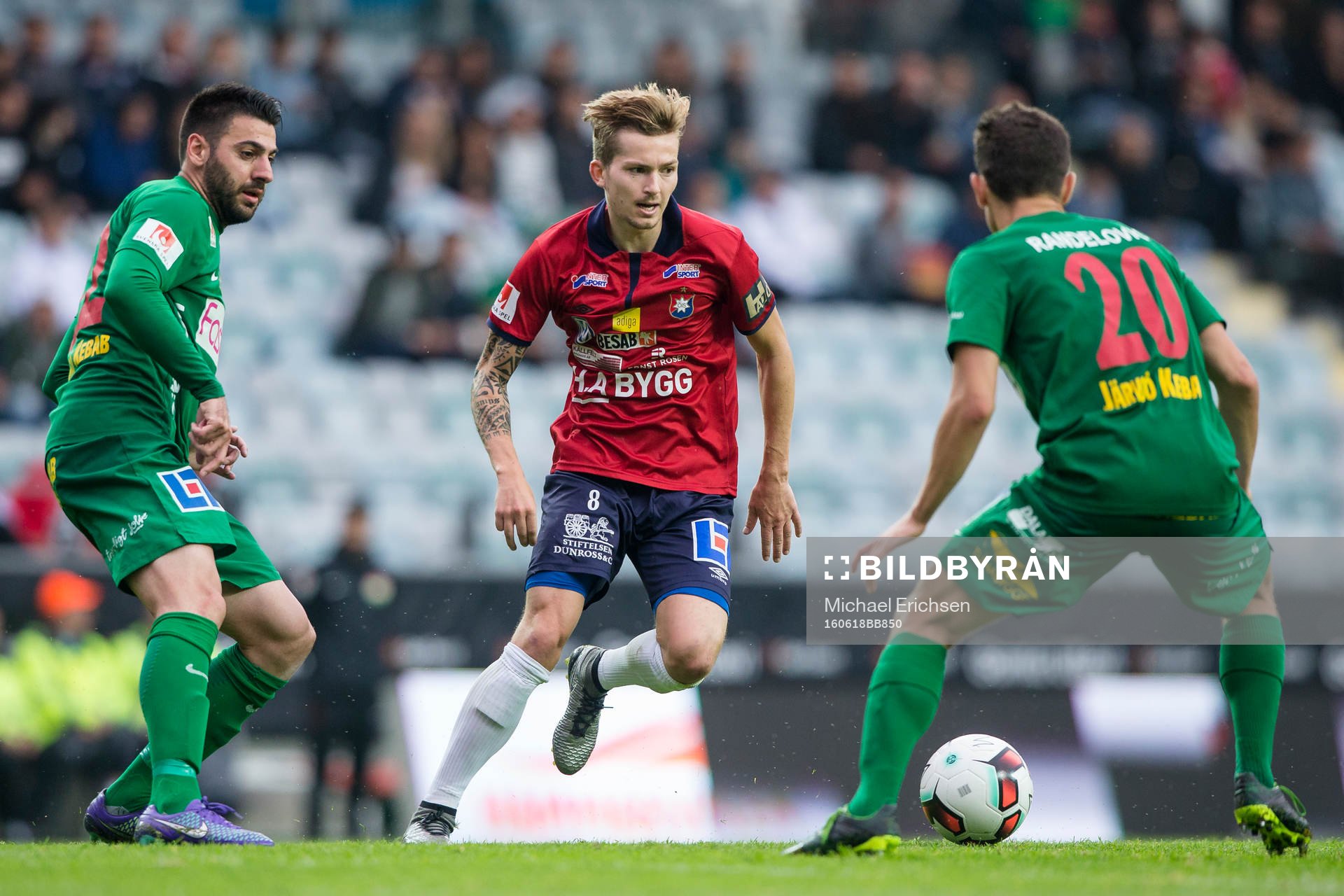 Örgrytes Andreas Östling mot Dalkurds Mirkan Aydin och