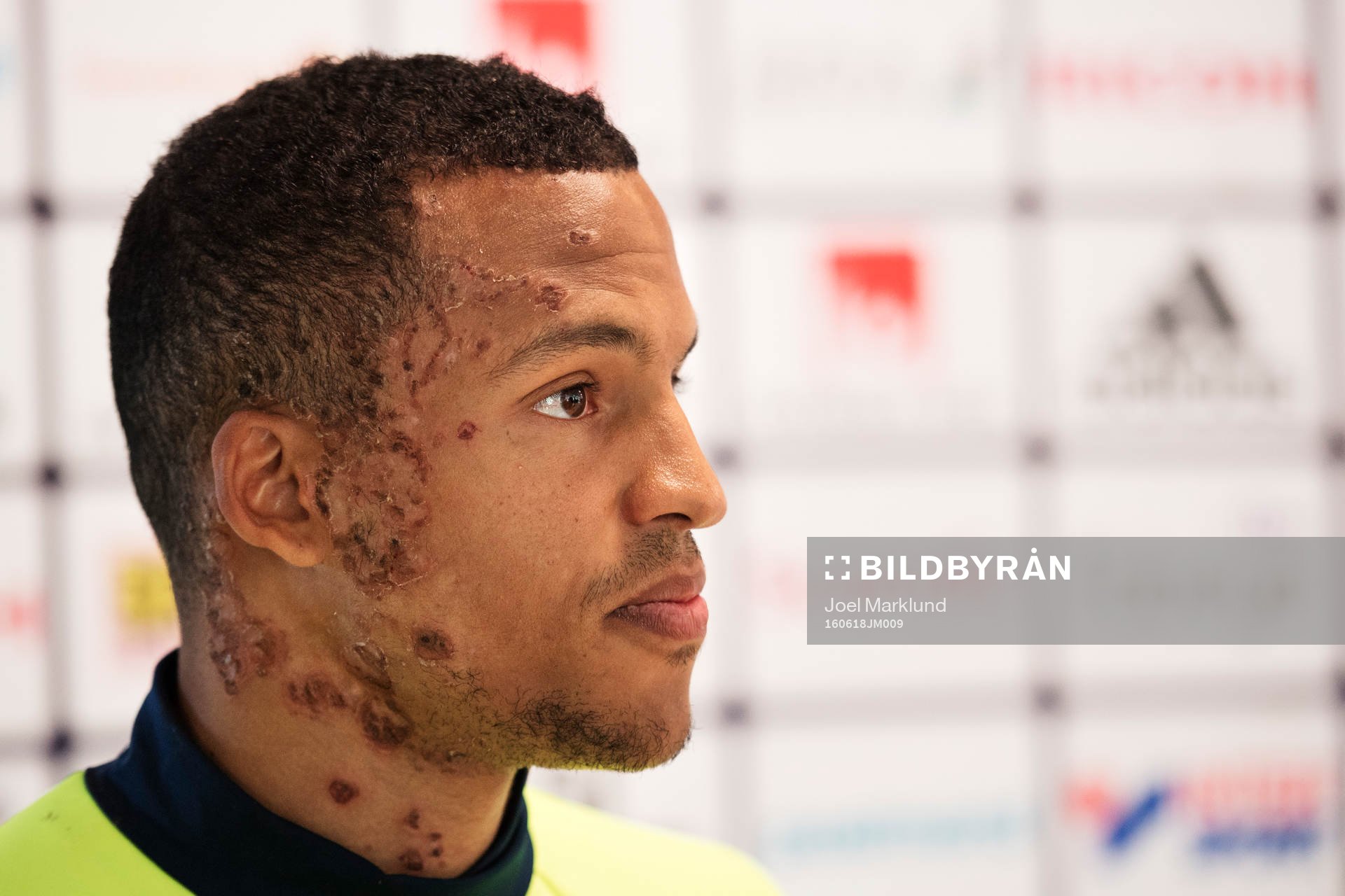 Martin Olsson på Sveriges fotbollslandslags pressträff