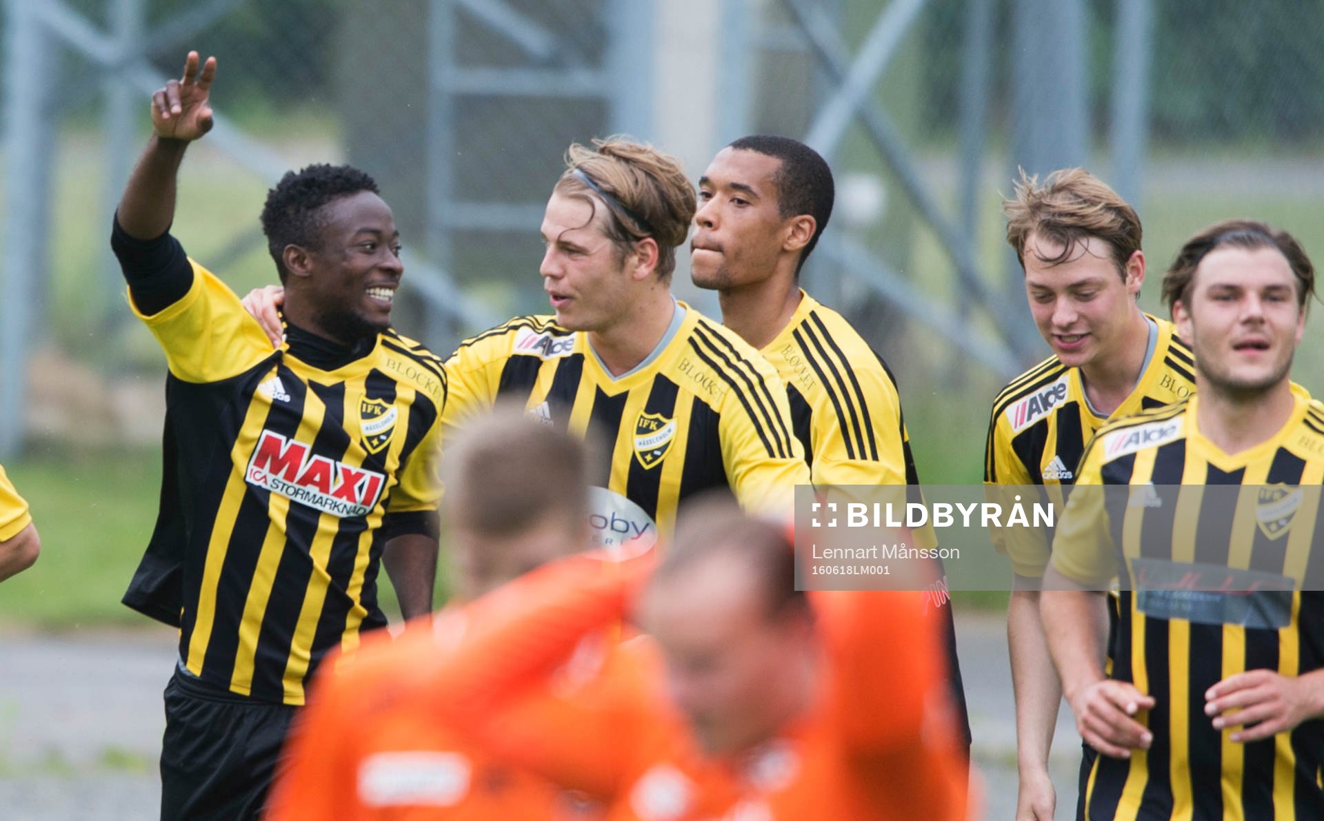 IFK Hässleholms Kojo Annor gör 1-0 i matchen i division 2