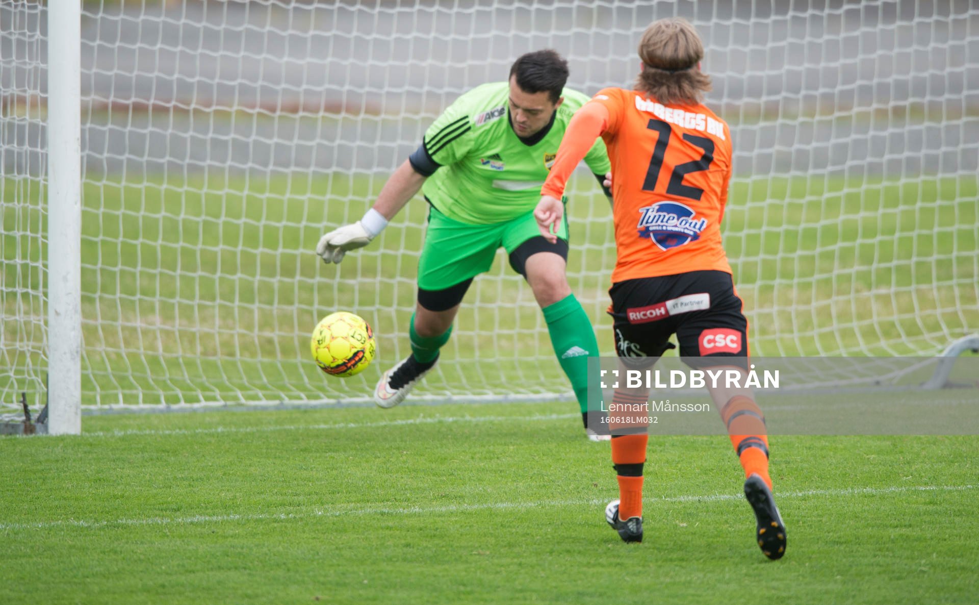 IFK Hässleholms Krenar Ejupi i matchen i division 2 mellan