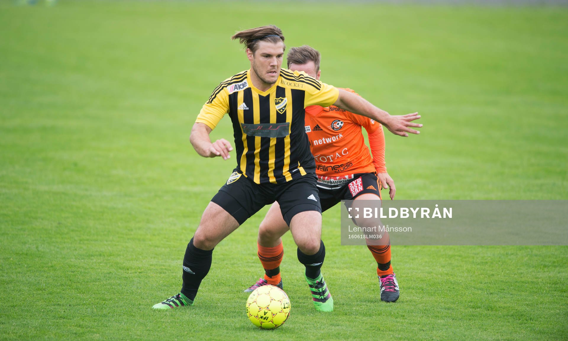 IFK Hässleholms Pontus Björnsson i matchen i division 2