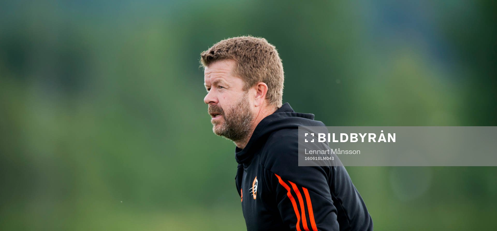 Karlskronas tränare Anders Torstensson i matchen i