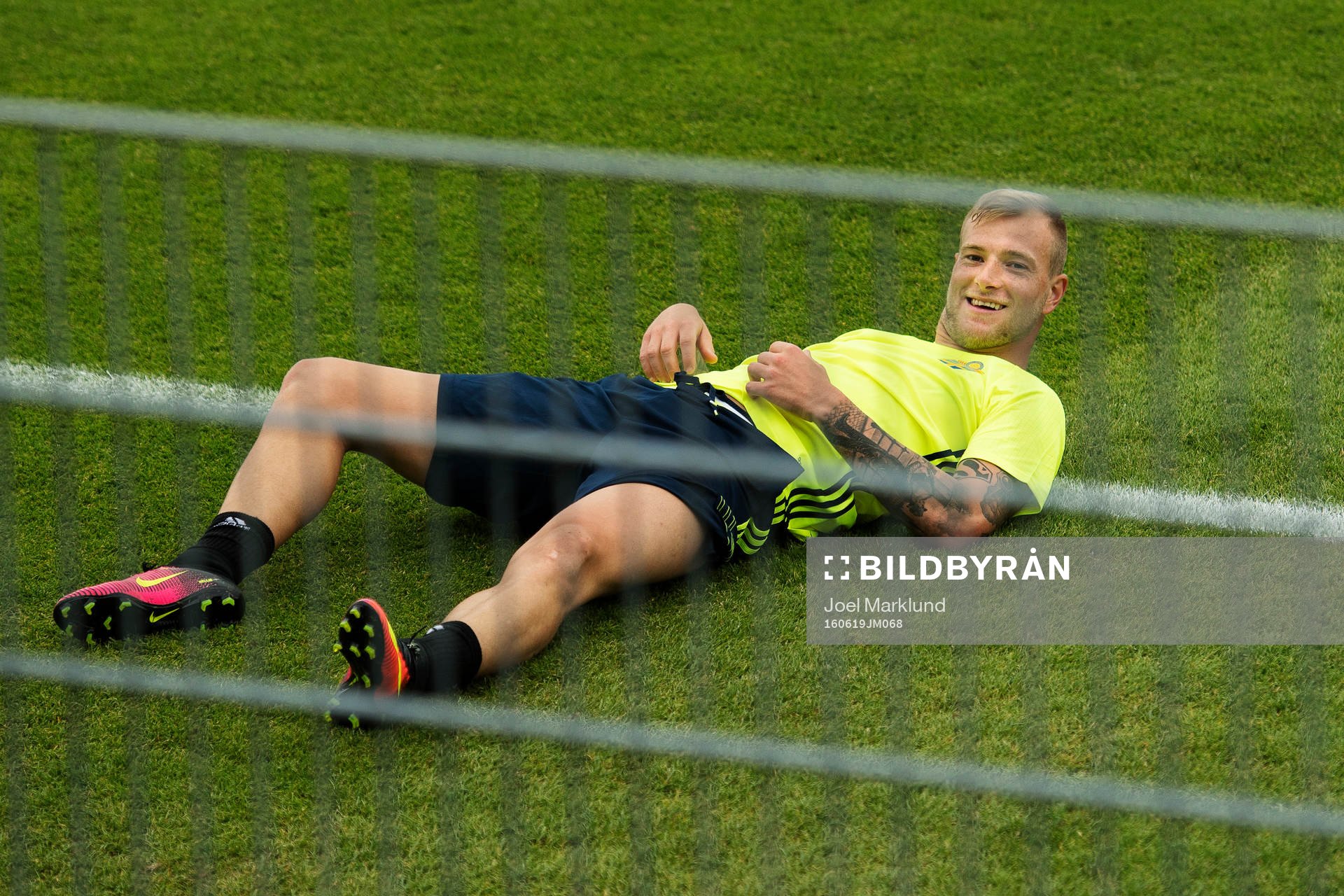 John Guidetti på Sveriges fotbollslandslags träning under fotbolls-EM den 19 juni 2016 i Pornichet.