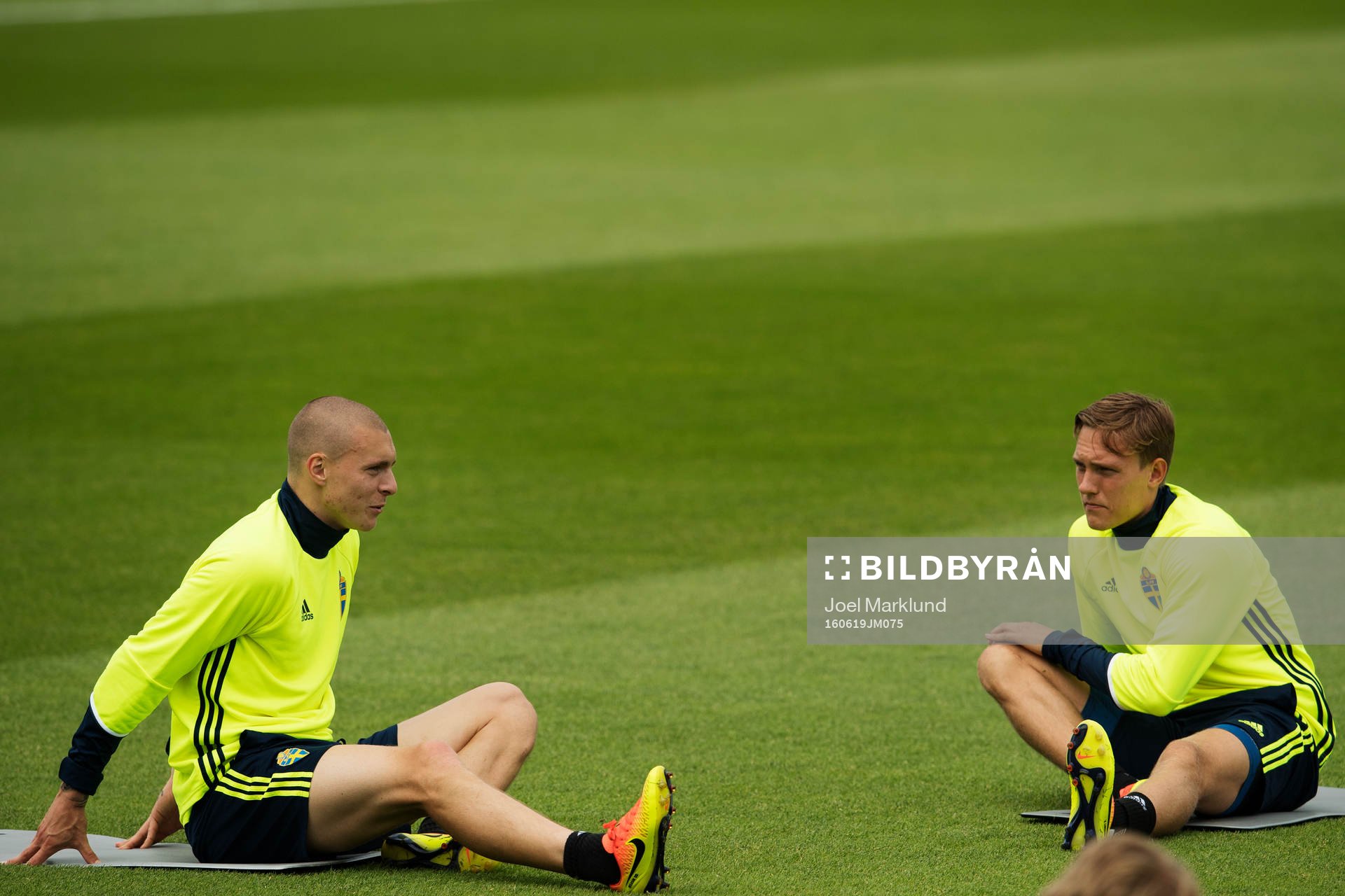 Victor Nilsson Lindelöf och Ludwig Augustinsson på