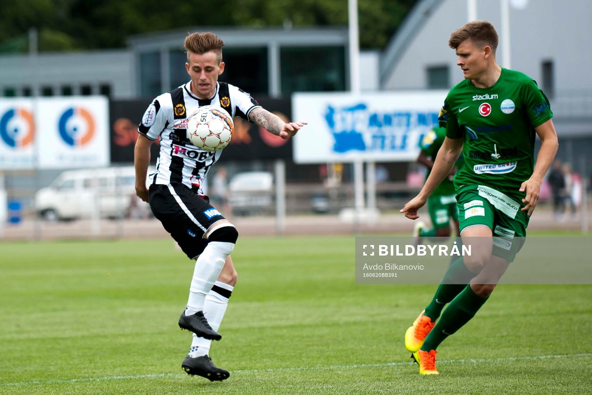 Landskronas Rasmus Alm och Prespas Ilir Tahiri