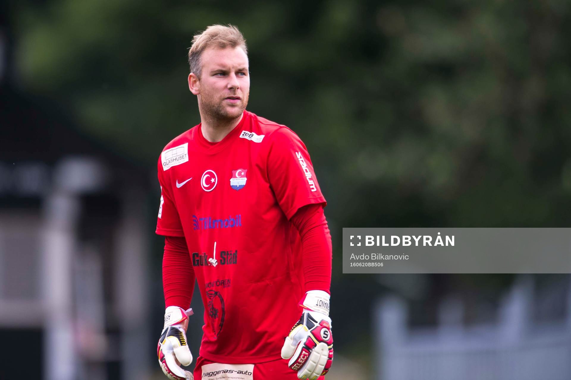 Prespas målvakt Robin Armandt under fotbollsmatchen i Division 1 Södra mellan Landskrona och Prespa Birlik den 20 juni 2016 i Landskrona.