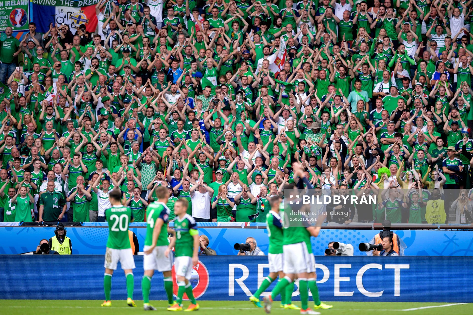 Nordirlands spelare och fans jublar