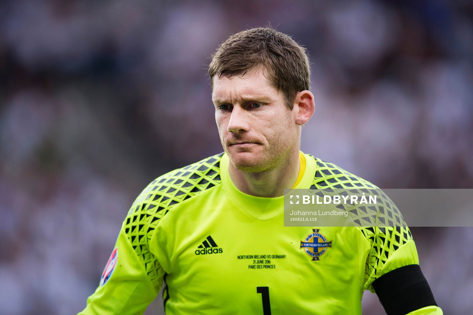 Nordirlands målvakt Michael McGovern i fotbollsmatchen mellan Nordirland och Tyskland under fotbolls-EM den 21 juni 2016 i Paris.