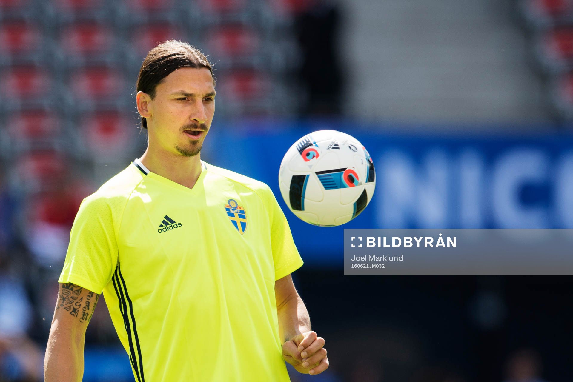 Zlatan Ibrahimovic på Sveriges fotbollslandslags träning