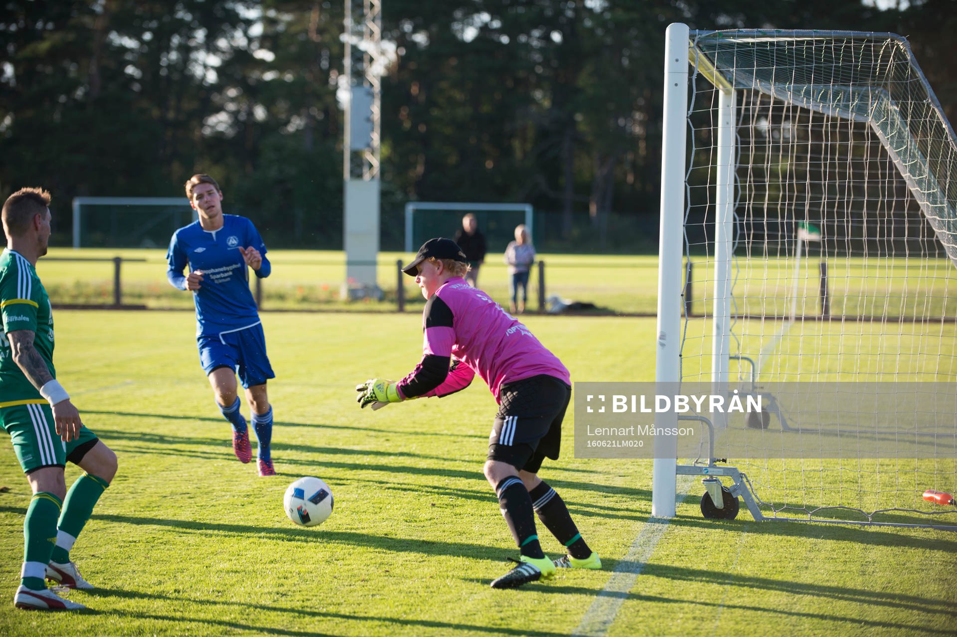 i matchen i division 5 mellan Åhus och Bjärnum i Åhus 21