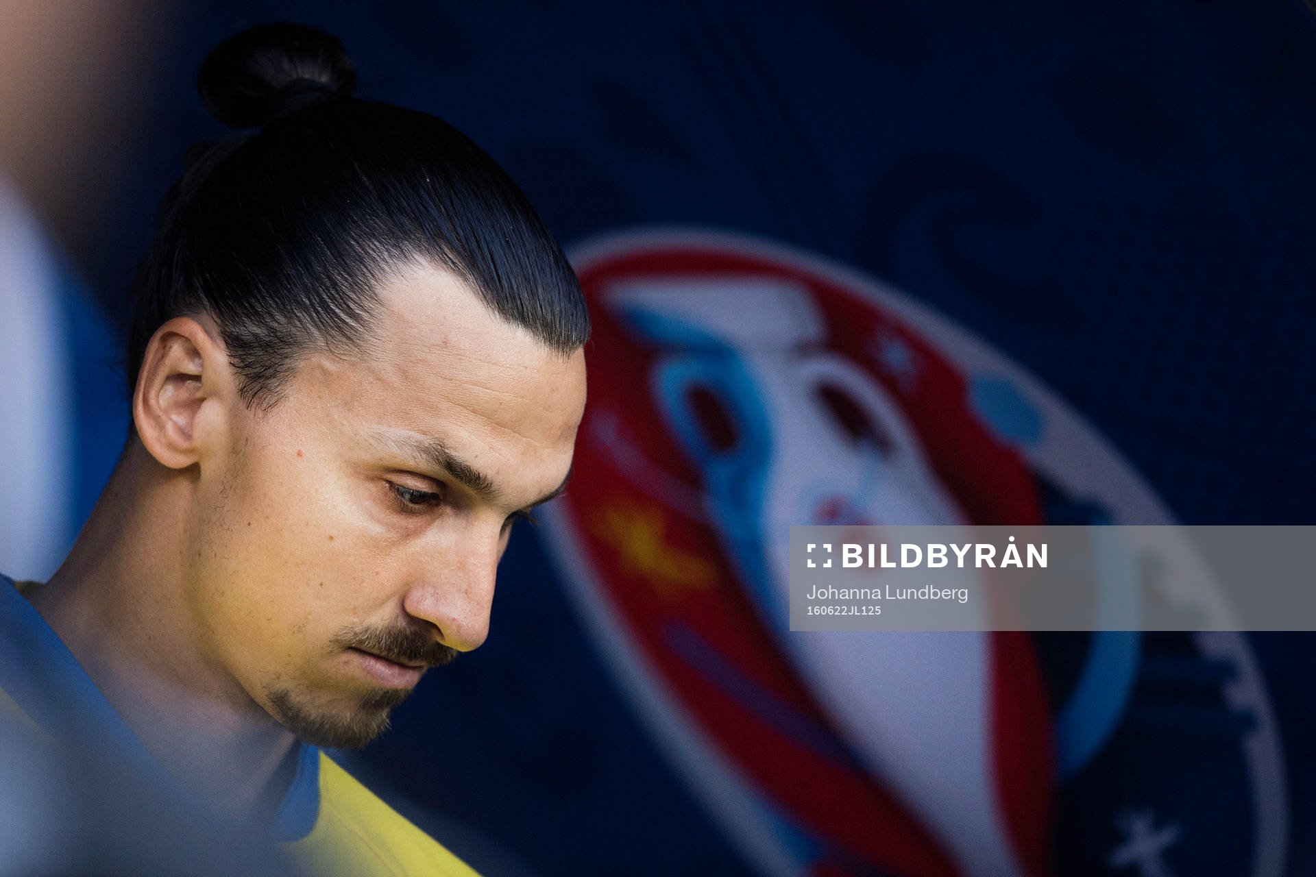 Sveriges Zlatan Ibrahimovic i fotbollsmatchen mellan