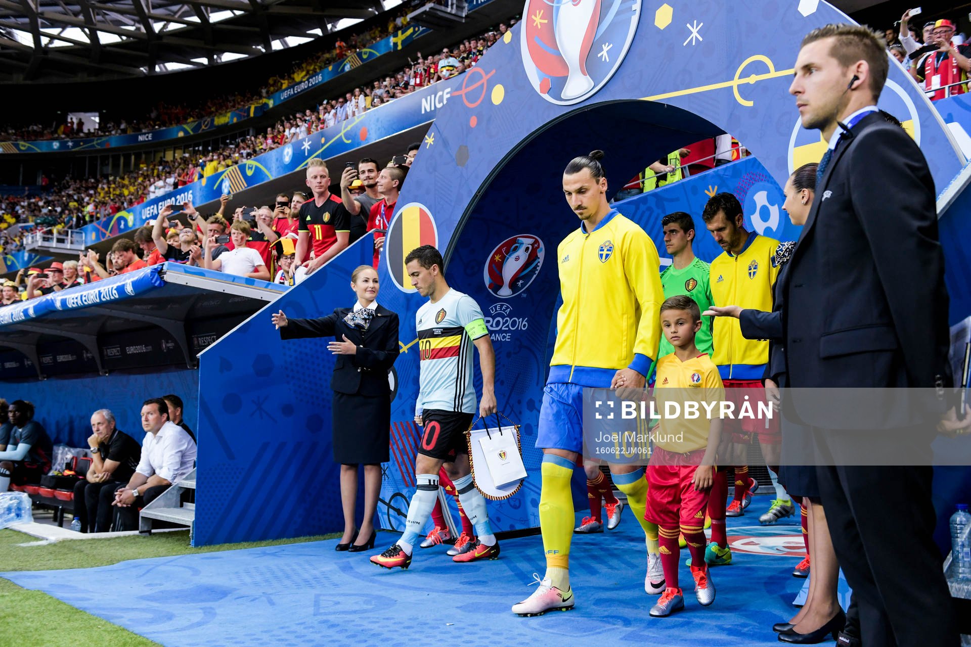 Sveriges Zlatan Ibrahimovic och Belgiens Eden Hazard gör