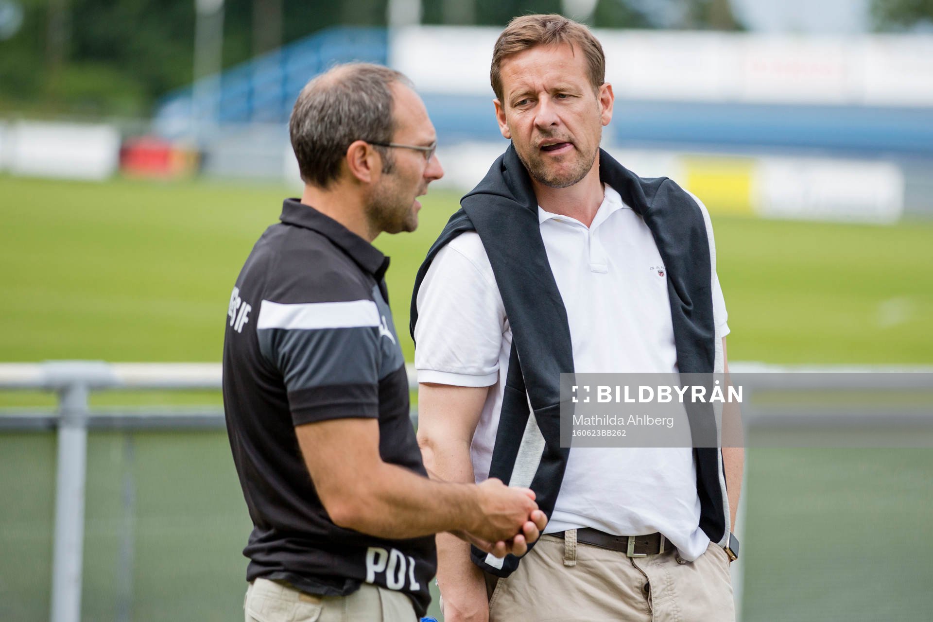 Helsingborgs Per-Ola Ljung i samtal med klubbdirektören