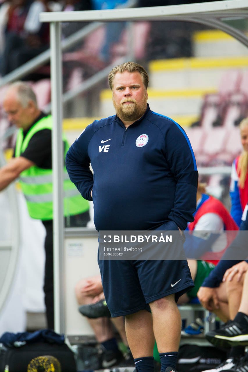 Eskilstunas tränare Viktor Eriksson