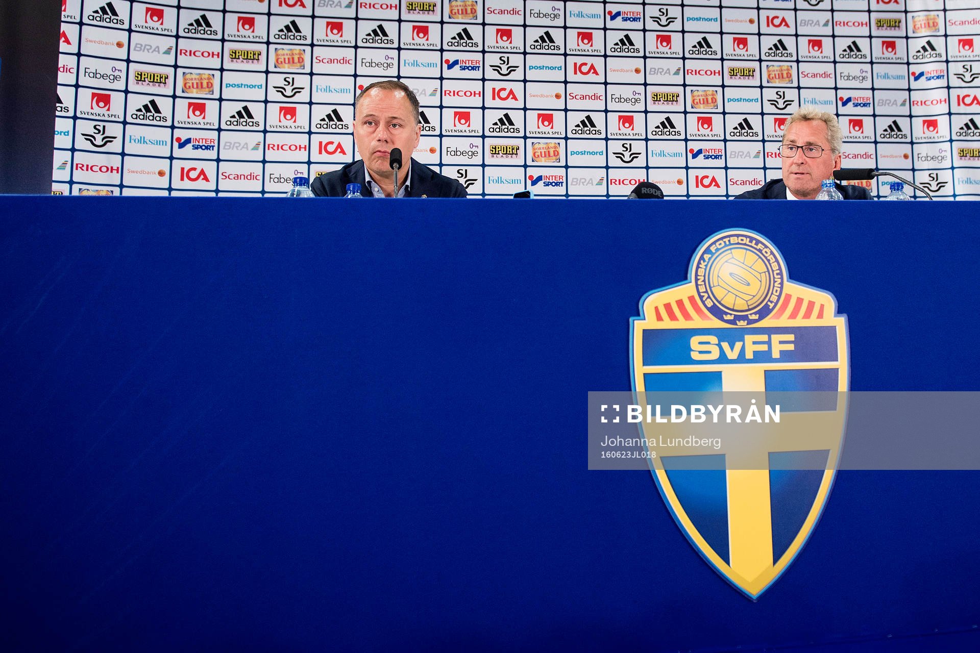 Sveriges förbundskapten Erik Hamrén och presschef Niklas