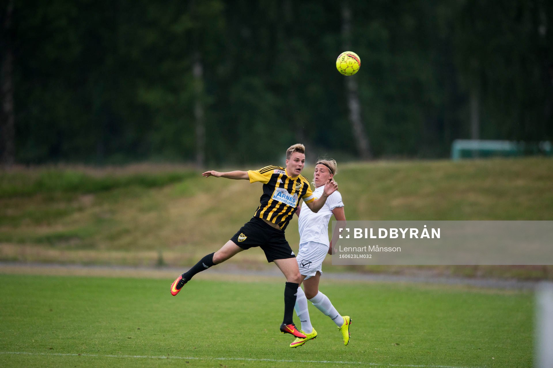 IFK Hässleholms Danny Gunnarsson i matchen i division 2