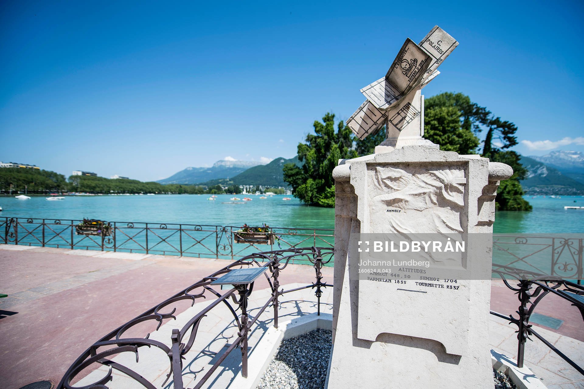 Lake Annecy  där Island har sitt basläger under fotbolls-EM den 24 juni 2016 i Annecy.