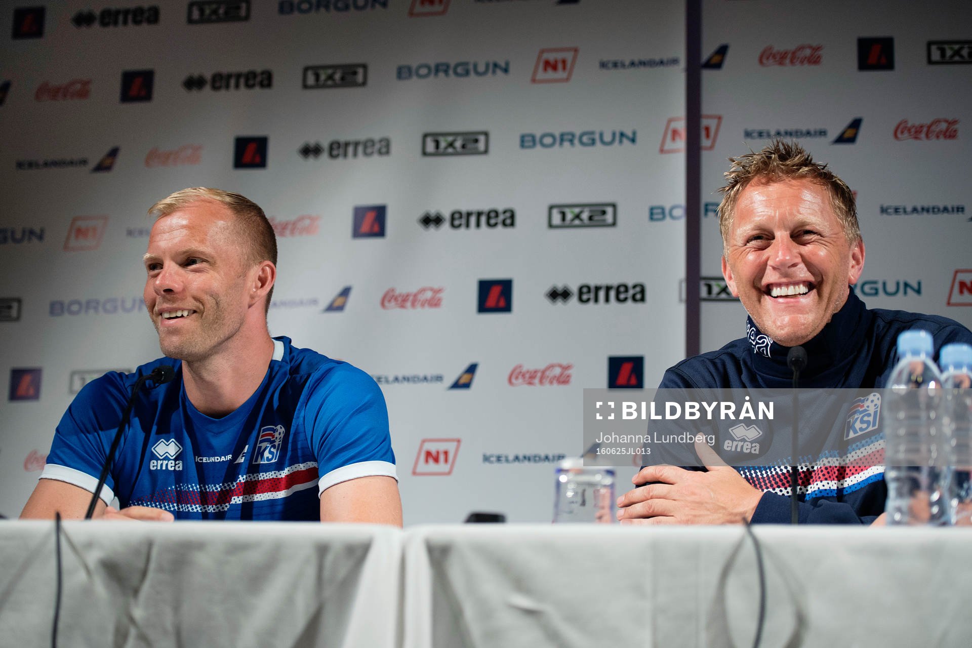 Islands Eidur Gudjohnsen och förbundskapten Heimir