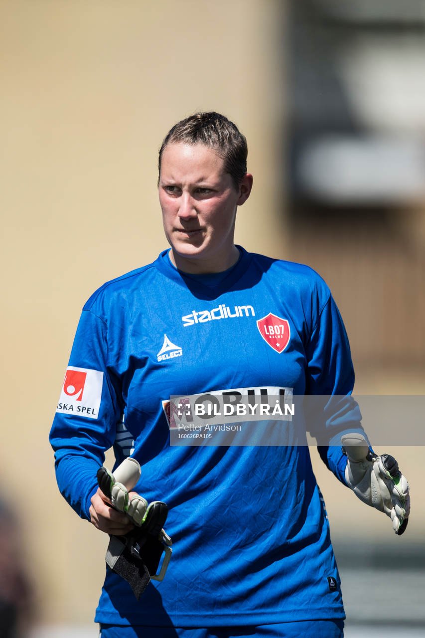 LB07s målvakt Emma Lind