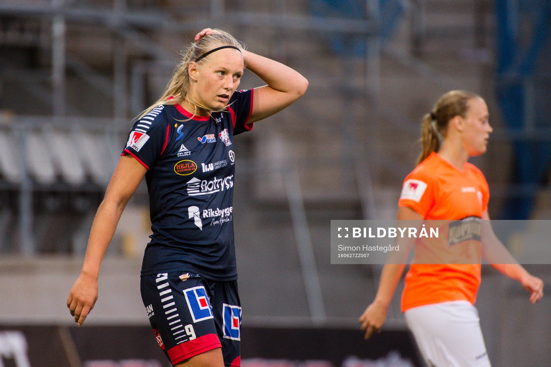 Linköpings Stina Blackstenius deppar