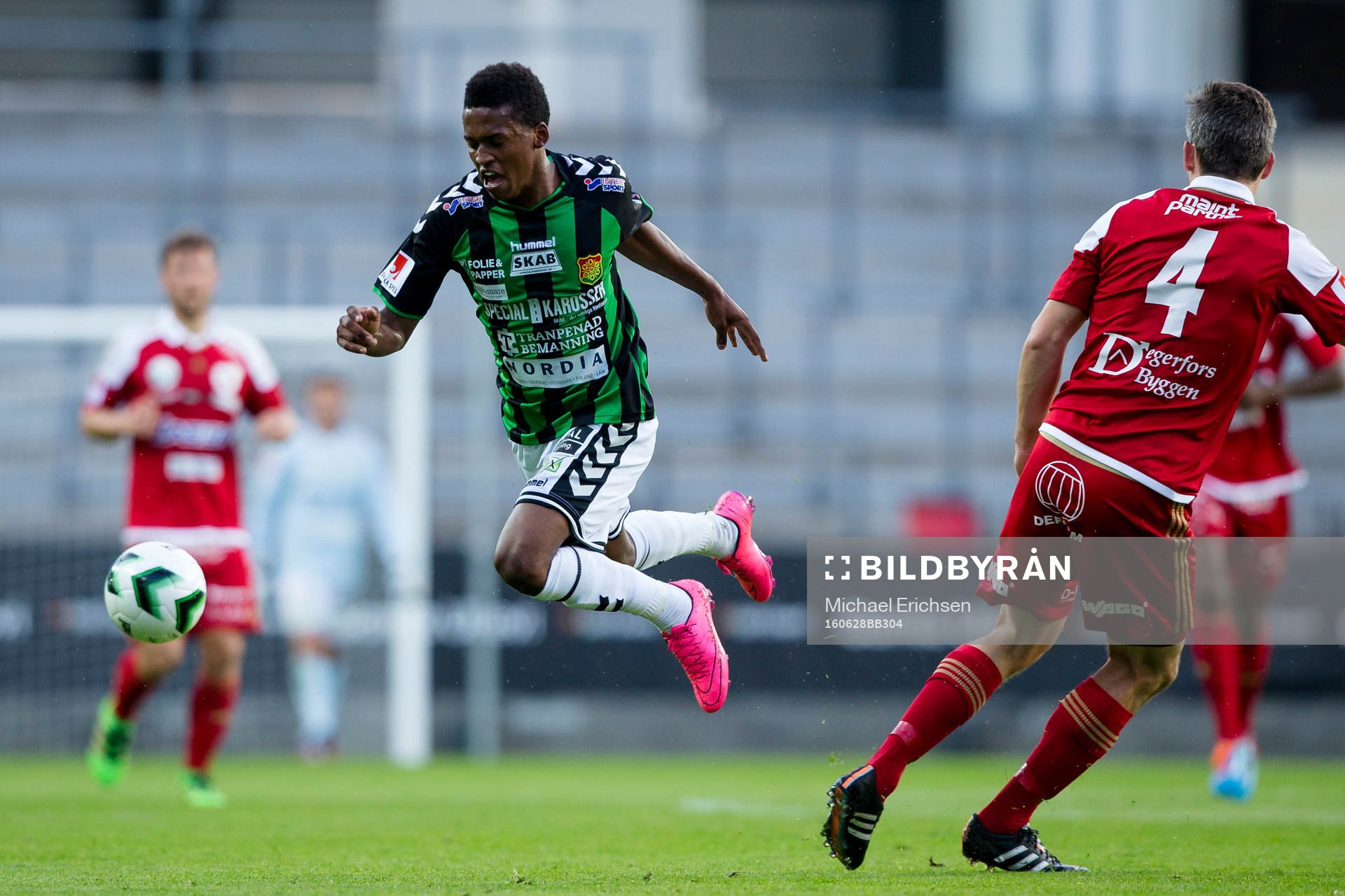 GAIS Luther Singh mot Degerfors Marcus De Bruin