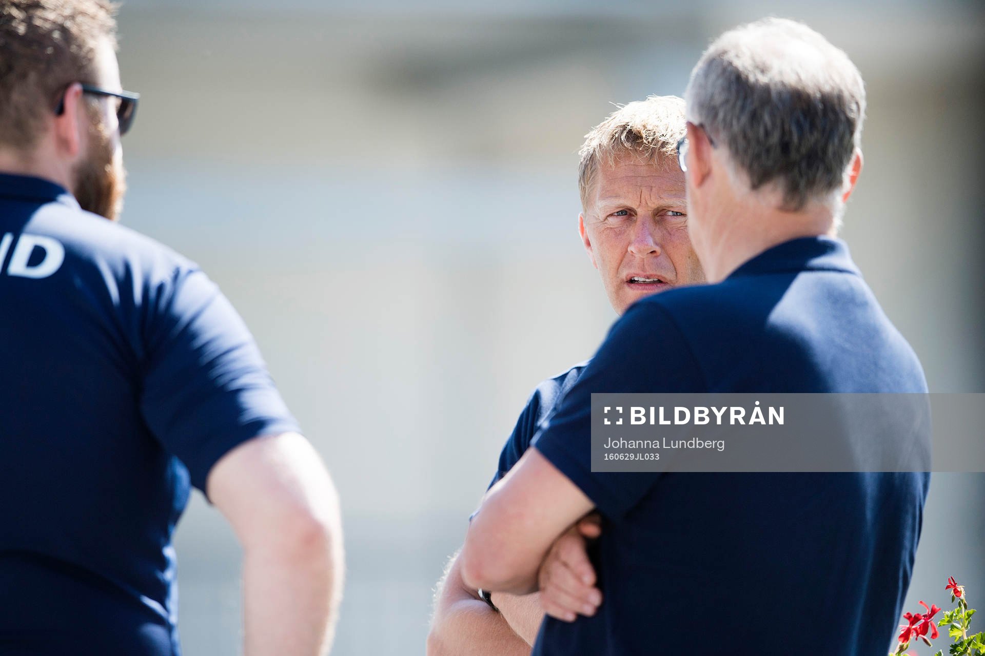 Islands förbundskaptener Heimir Hallgrimsson och Lars Lagerbäck under Islands fotbollslandslags presskonferens under fotbolls-EM den 29 juni 2016 i Annecy.