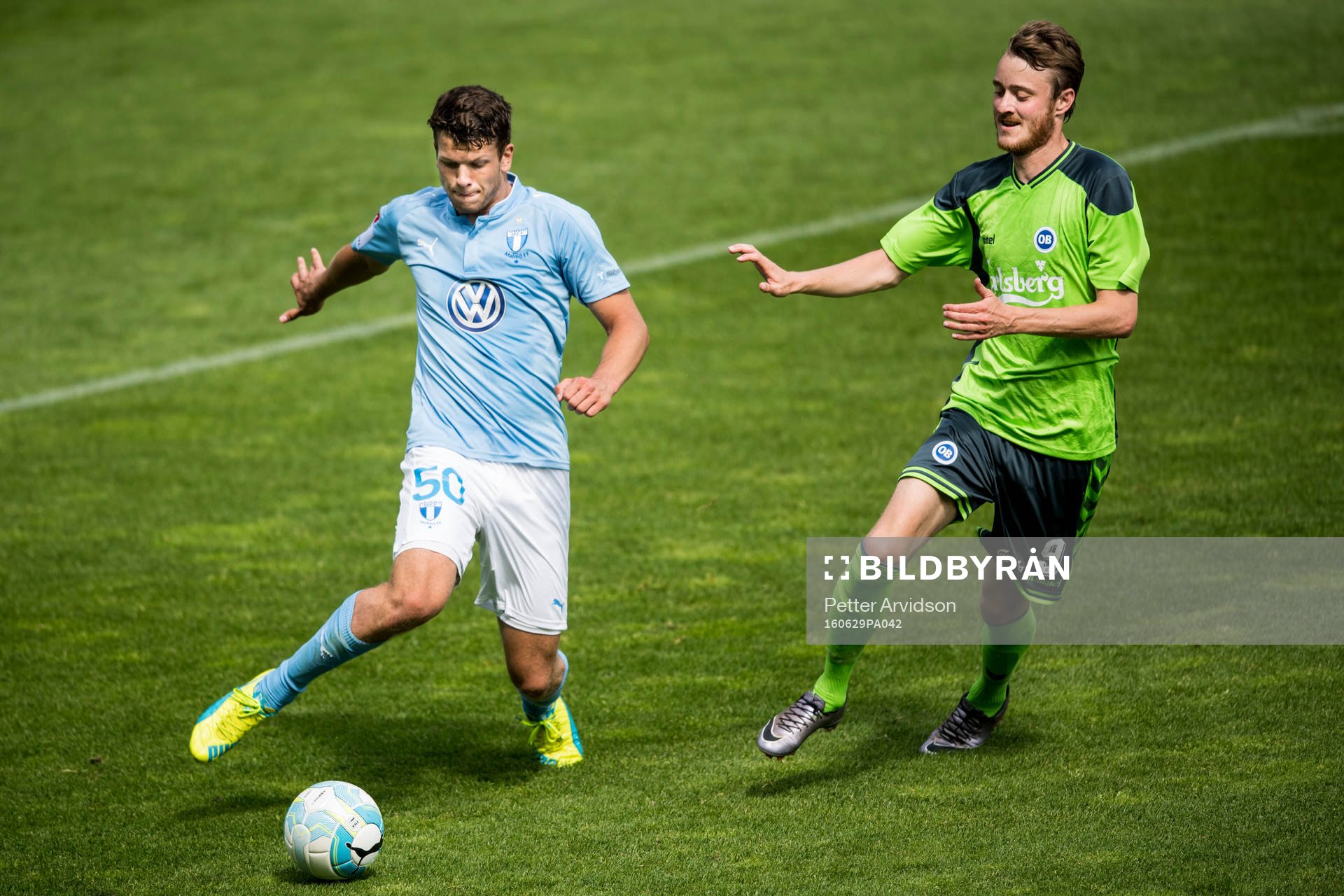 Malmö FFs Mattias Andersson och Odense Rasmus Jönsson