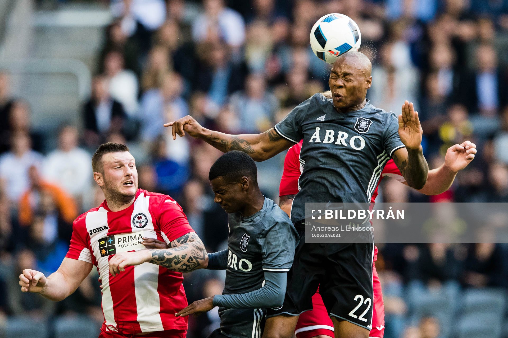 s Alexander Isak och Carlos Strandberg