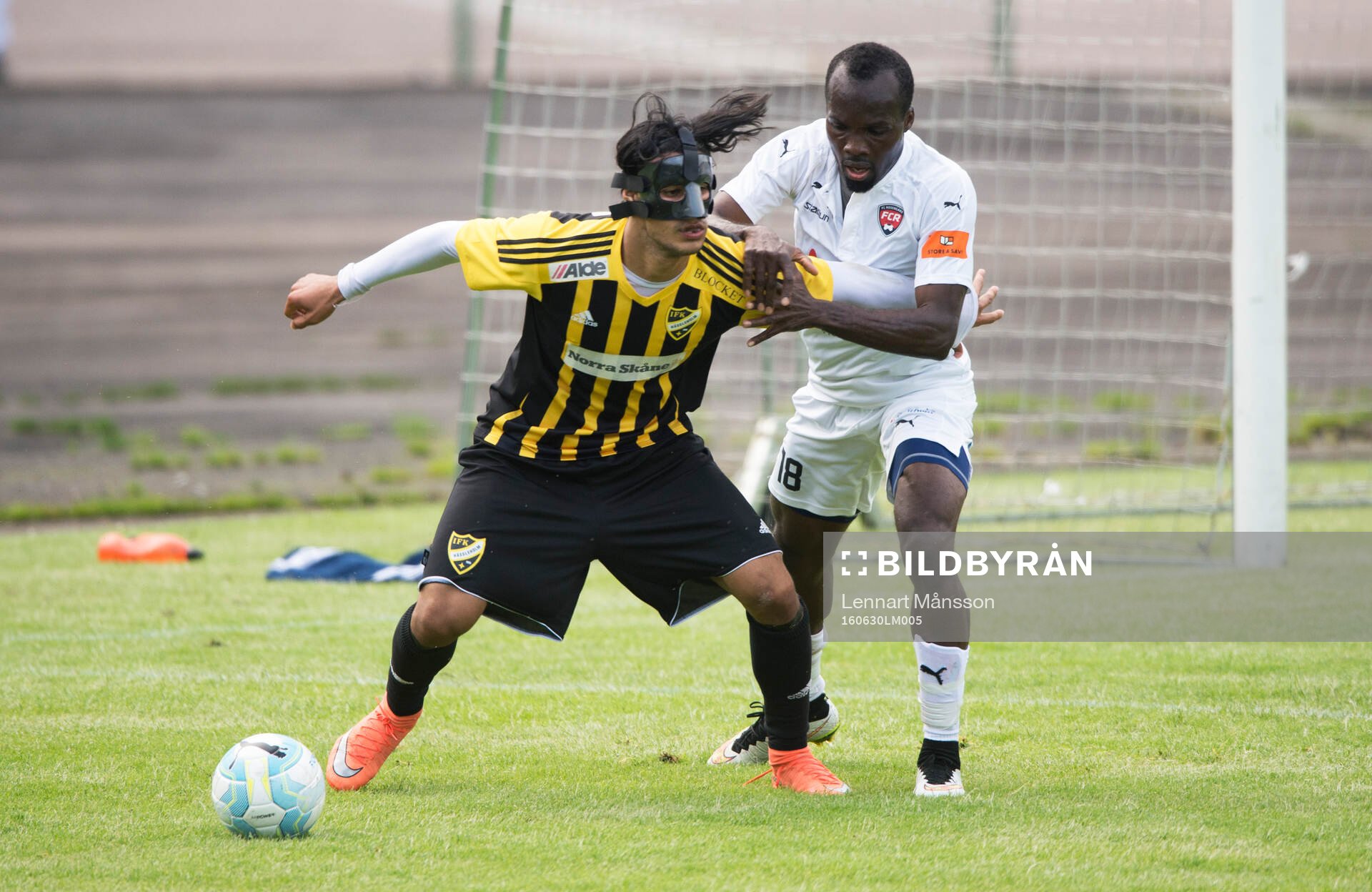 IFK Hässleholms Ameer Naseer i matchen i division 2 mellan