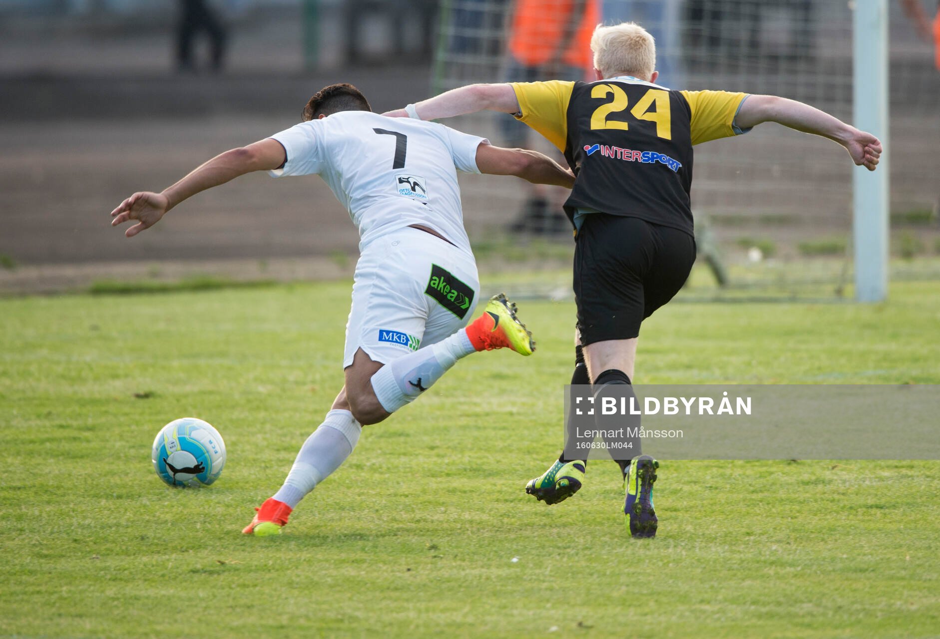 Närkamp i matchen i division 2 mellan Rosengård och IFK