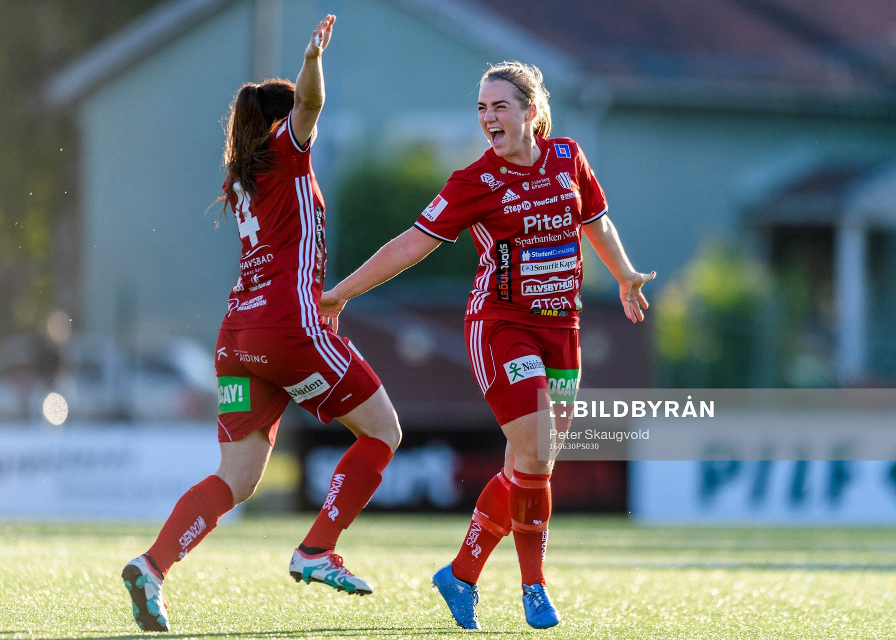 Piteås Irma Helin (h) jublar