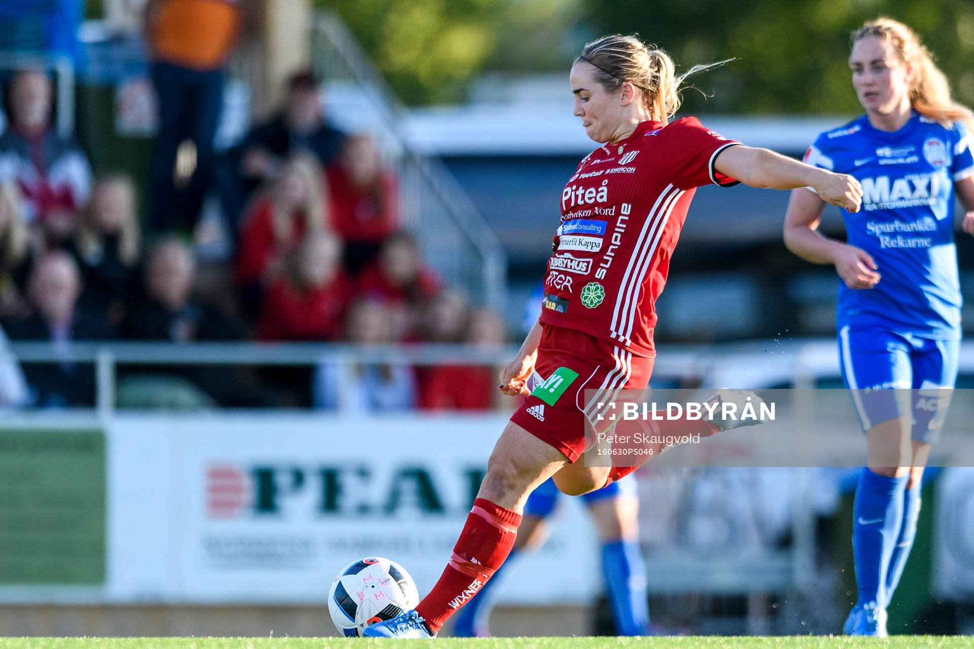 Piteås Irma Helin laddar för skott