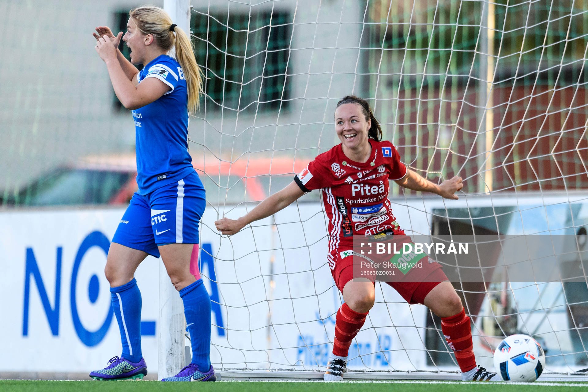 s 2-2 mål blir bortdömt för offside samtidigt som