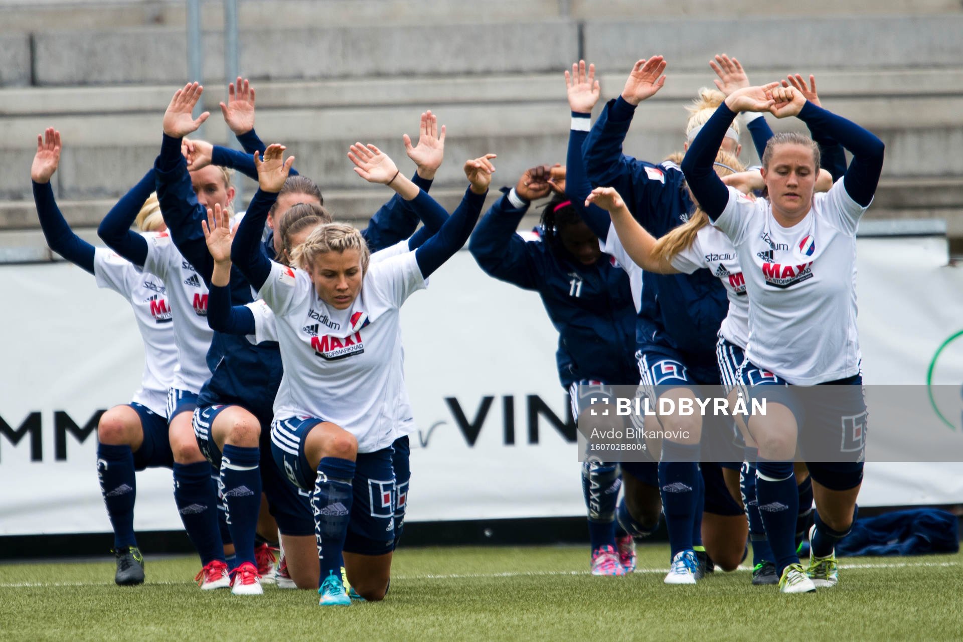 Kvarnsvedens spelare värmer upp