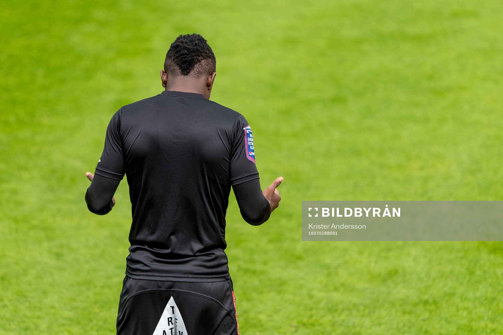 Varbergs Thomas Boakye innan han går in på planen före