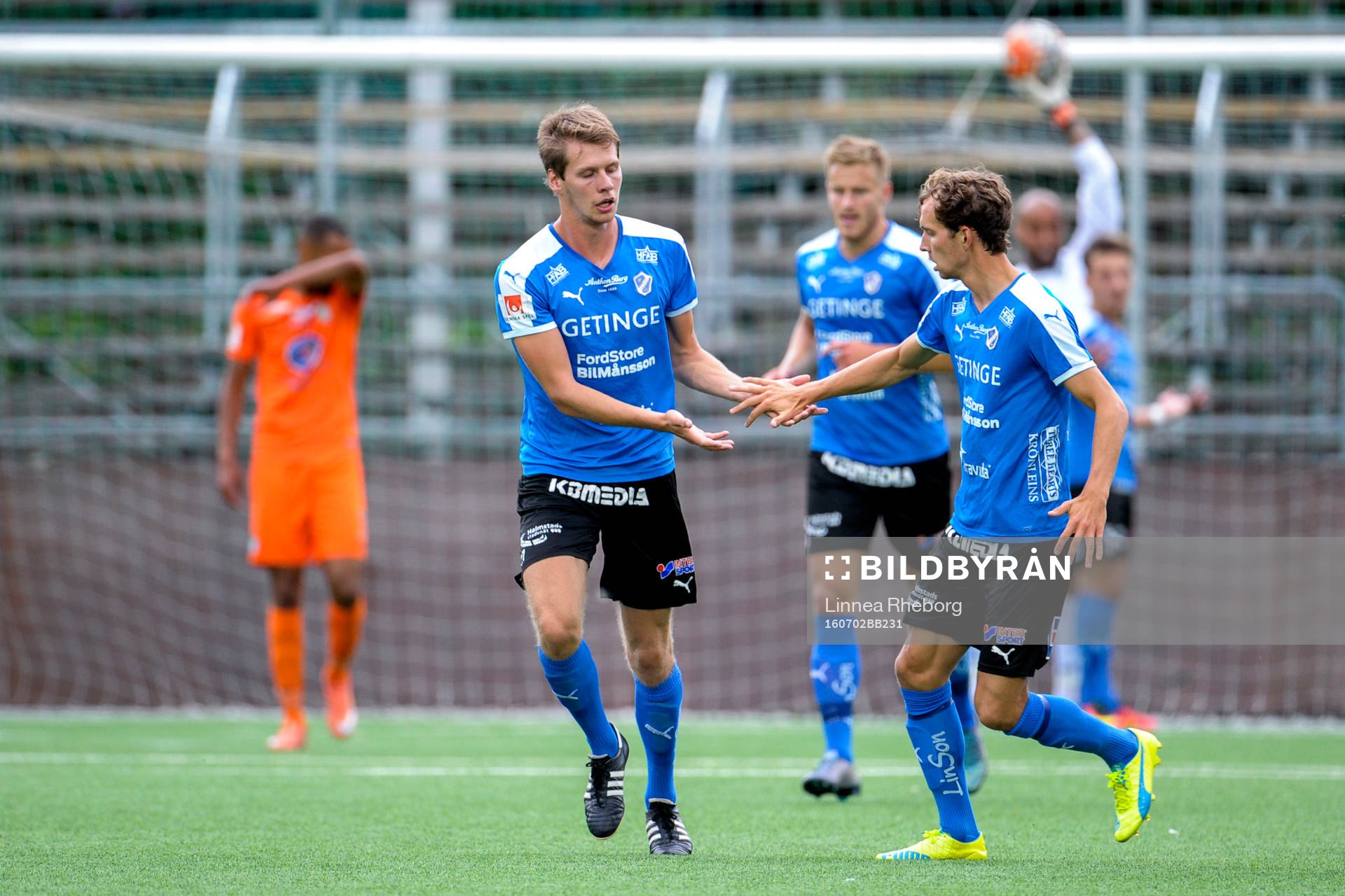 Halmstads Marcus Johansson jublar efter 3-1 under fotbollsmatchen i Superettan mellan AFC United och Halmstad den 2 juli 2016 i Stockholm.