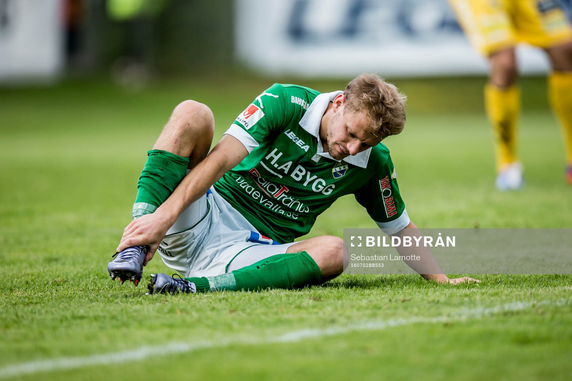 Ljungskiles Jakob Olsson har ont i foten