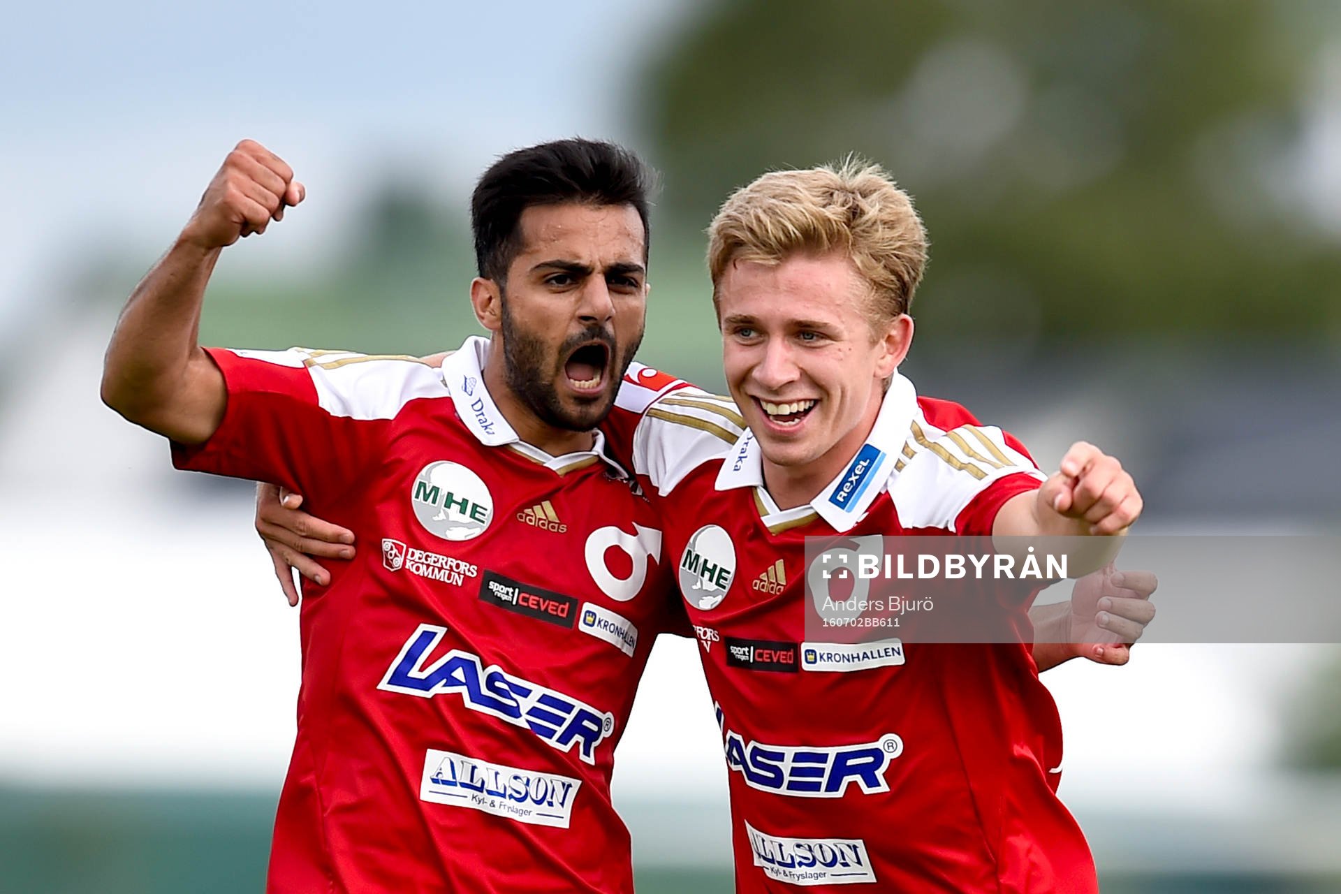 Degerfors Govend Haidar och Ludvig Fritzson jublar