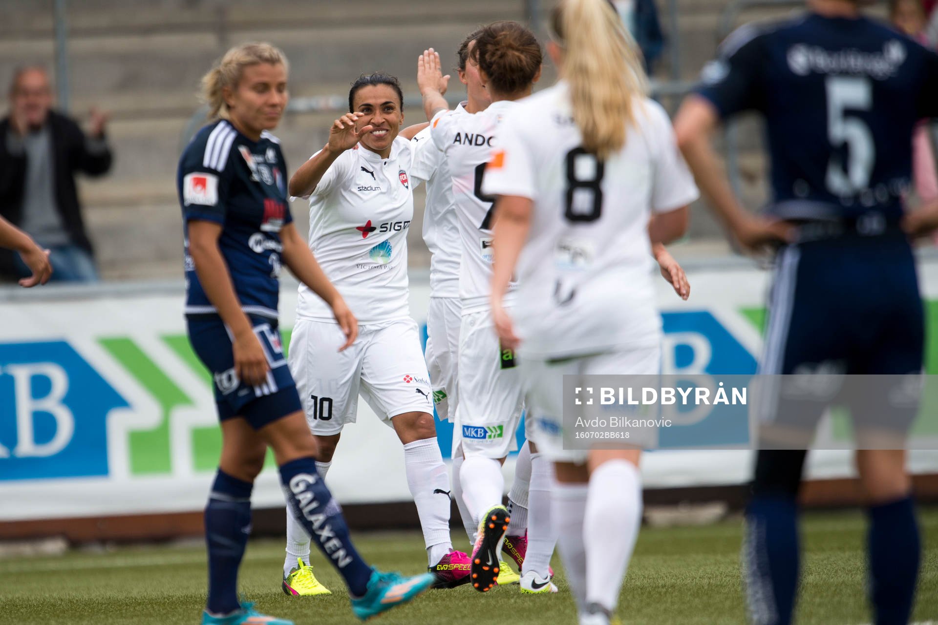 Rosengårds Marta Viera Da Silva jublar