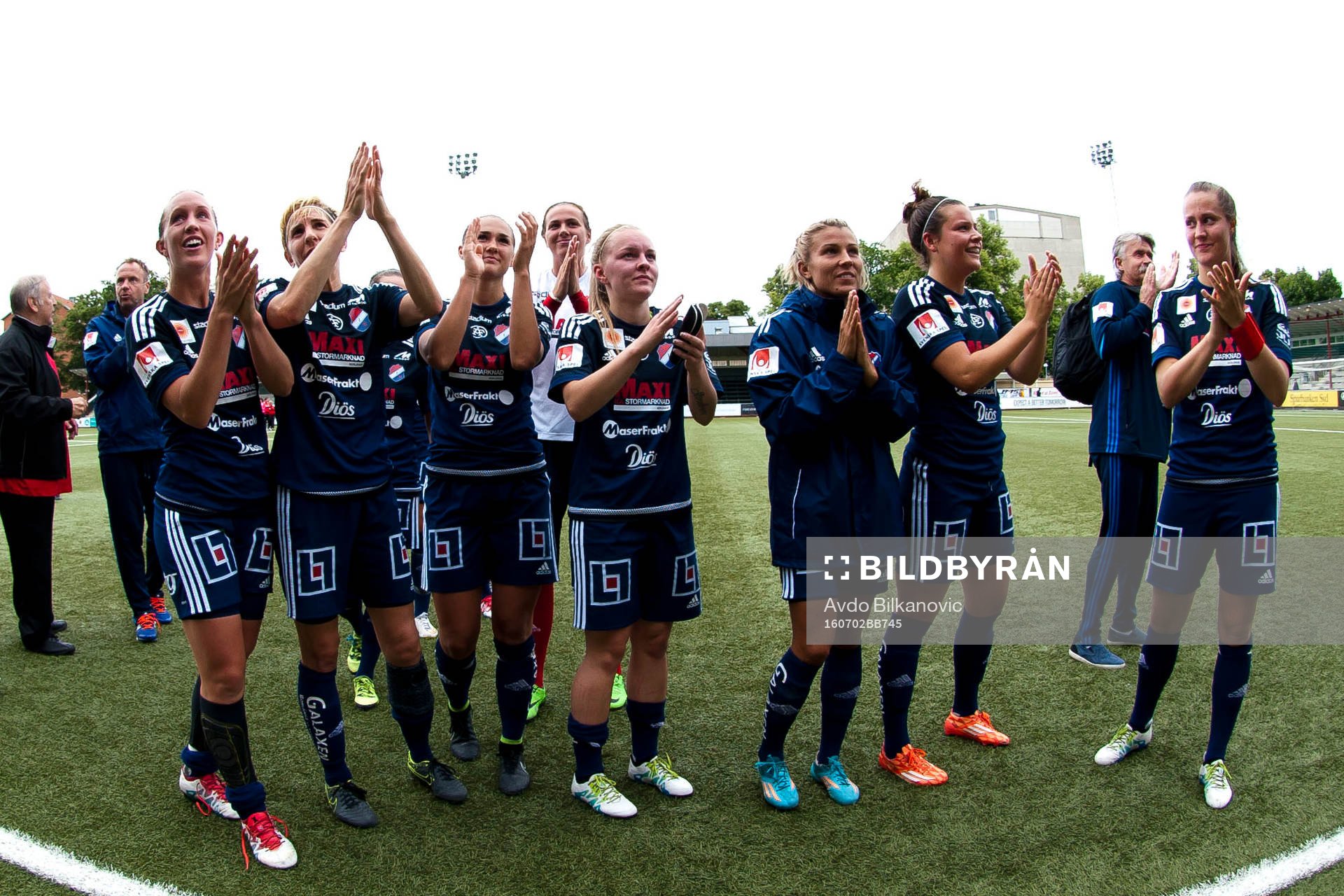 Kvarnsvedens spelare tackar