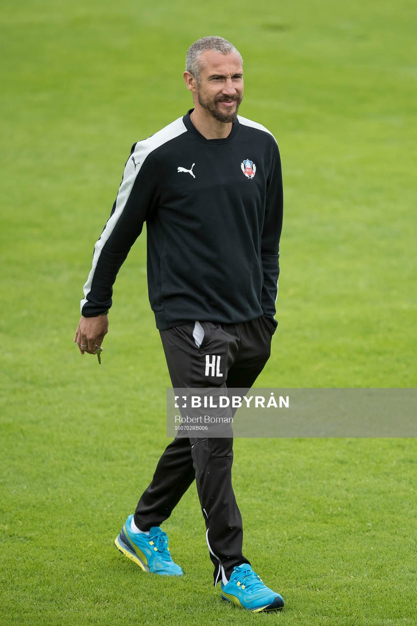 Helsingborgs manager Henrik Larsson