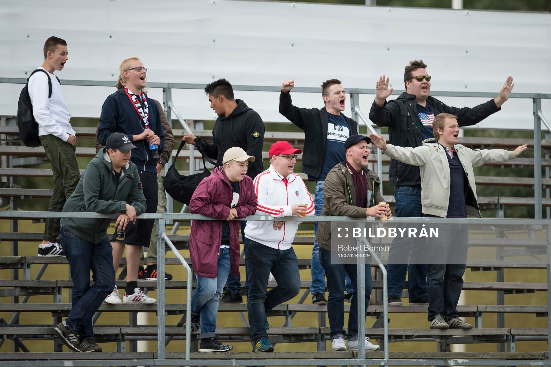 Helsingborgs supportrar står på Falkenbergs hemmastå