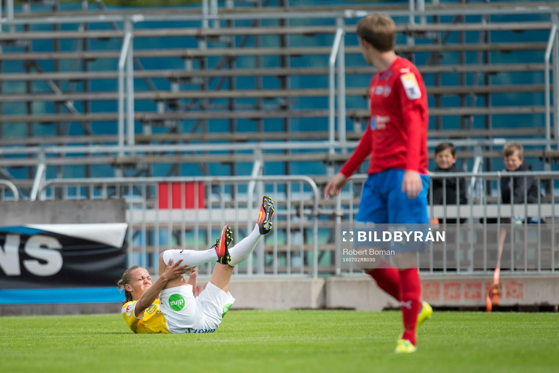 Falkenbergs Jesper Karlsson har ont