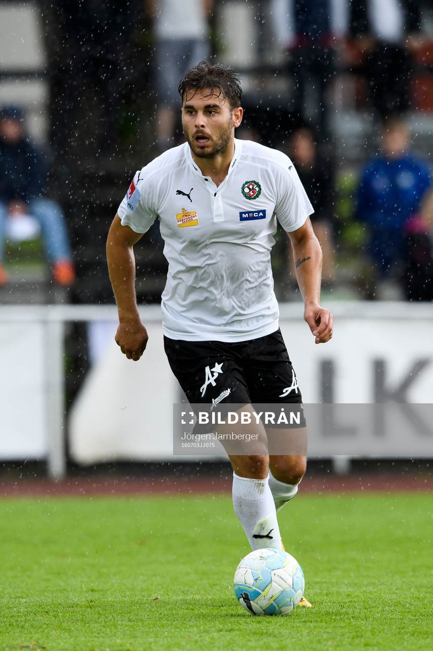 Örebros Astrit Ajdarevic