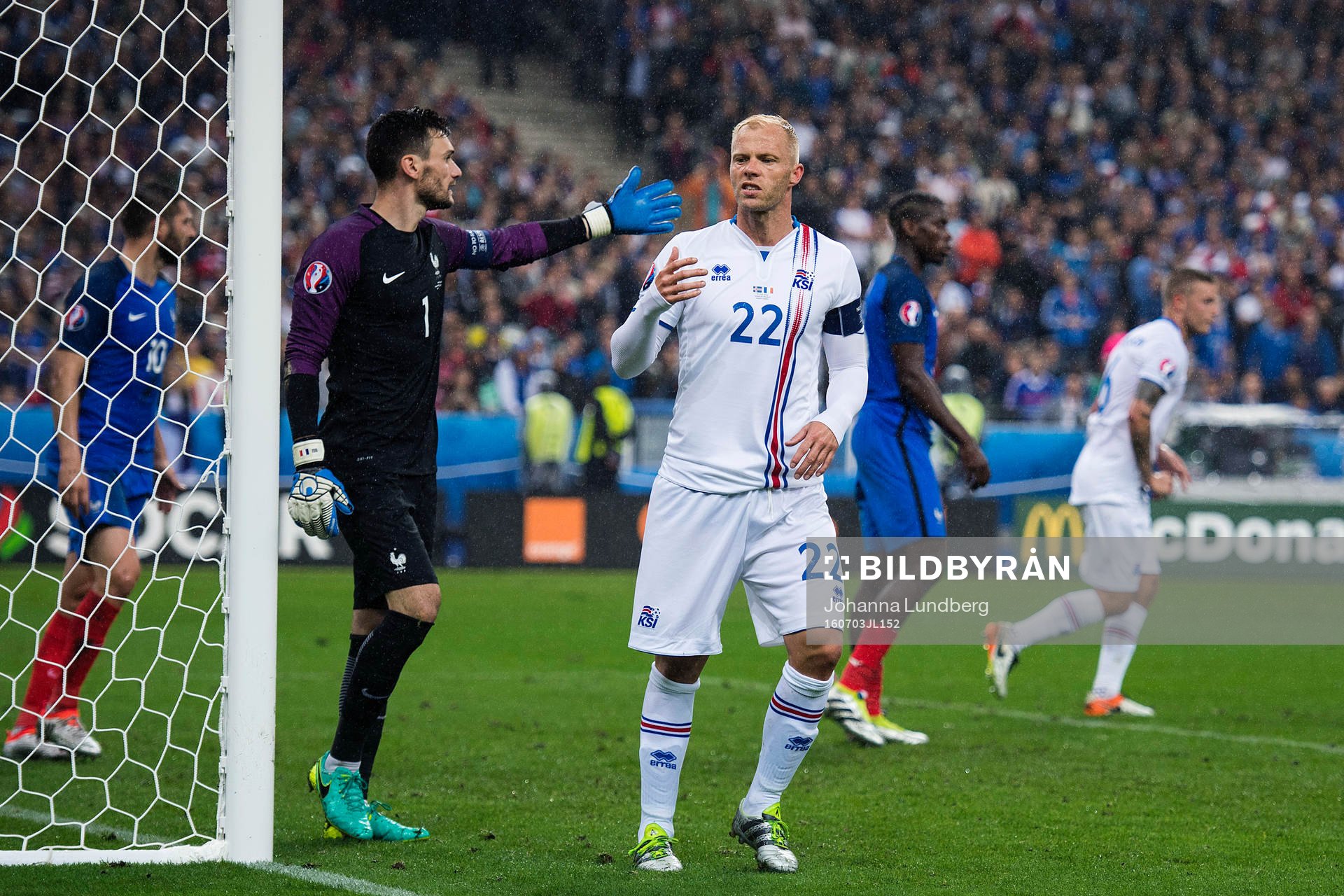 Islands Eidur Gudjohnsen deppar framför Frankrikes