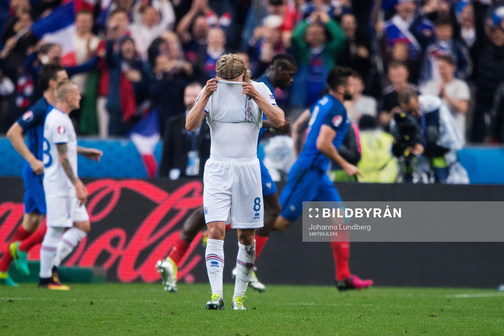 Islands Birkir Bjarnason deppar
