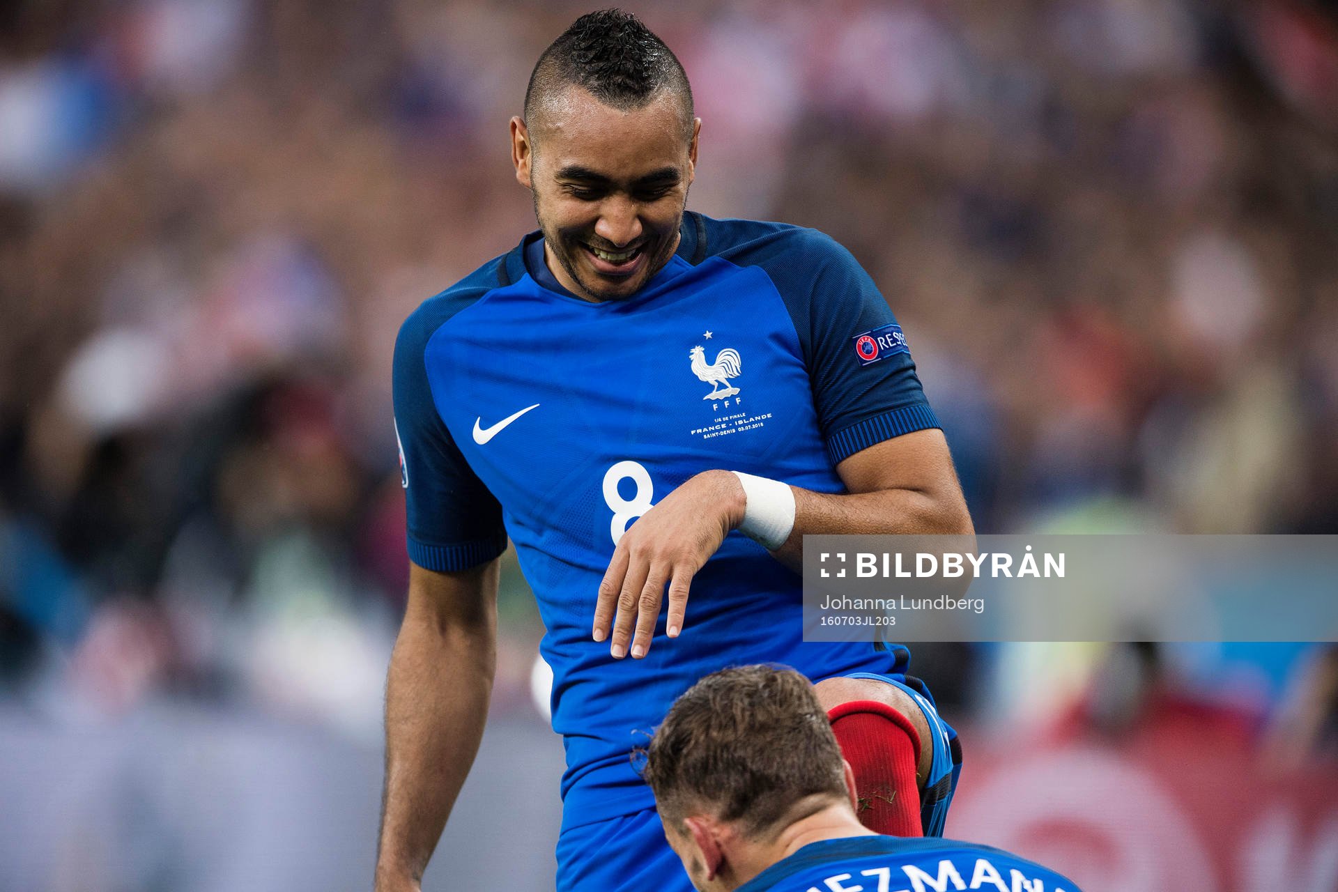 Frankrikes Dimitri Payet jublar