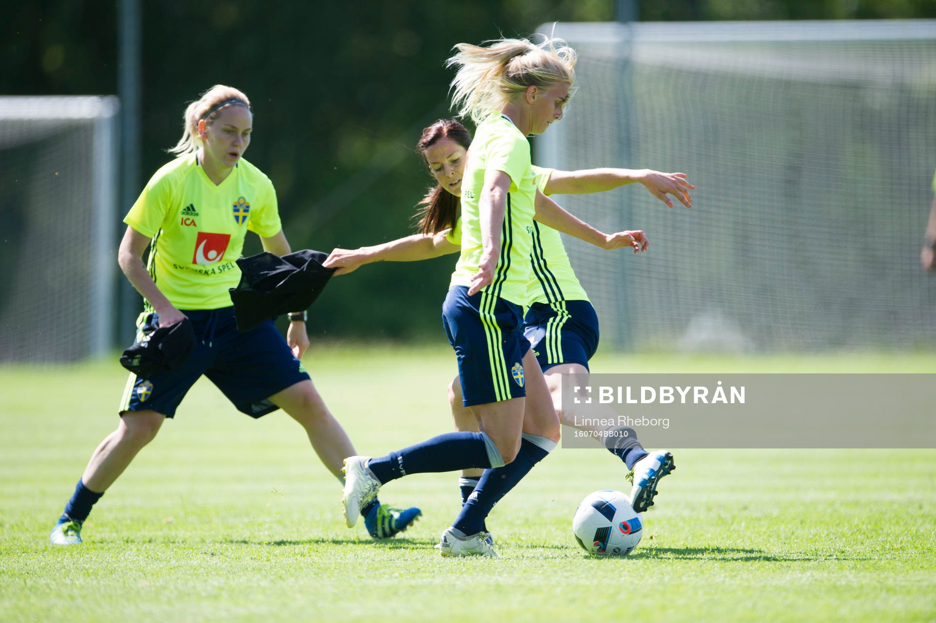 Lisa Dahlkvist, Lotta Schelin och Sofia Jakobsson