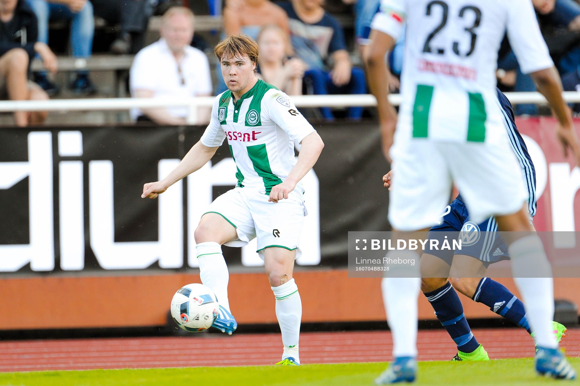 Groningens Simon Tibbling